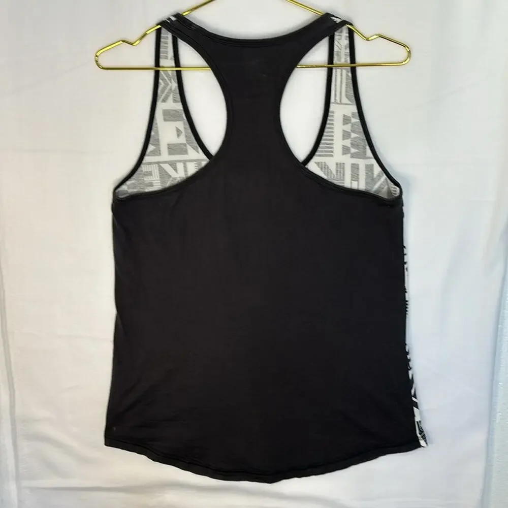 NIKE Loose Fit Razor Back Tank Top Women’s Size Medium